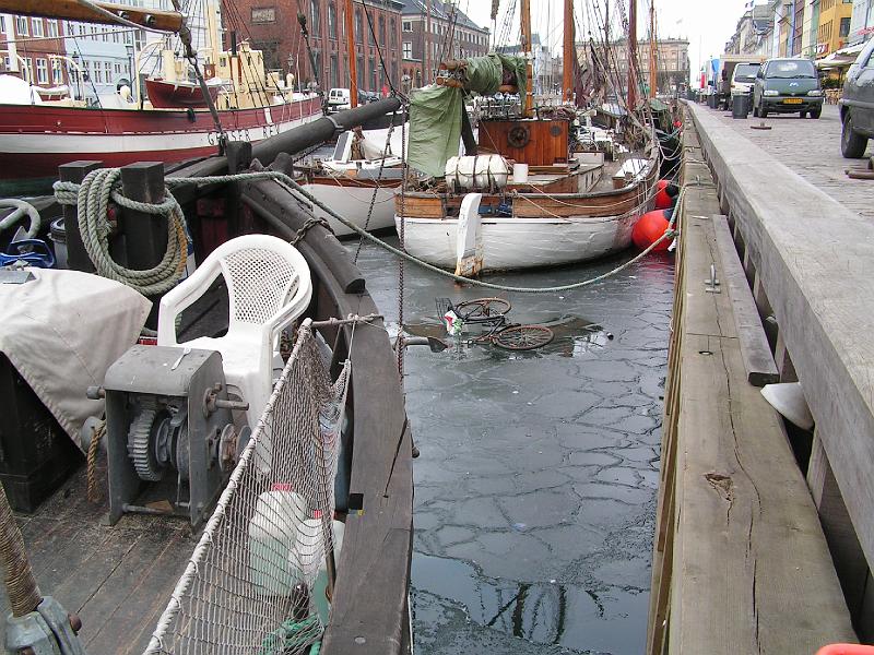 06.JPG