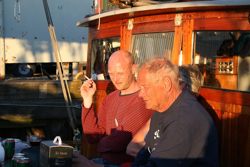 055.JPG